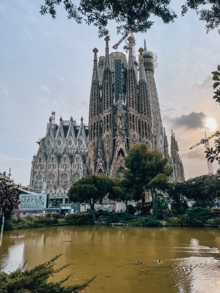 All you need to know before visiting Barcelona