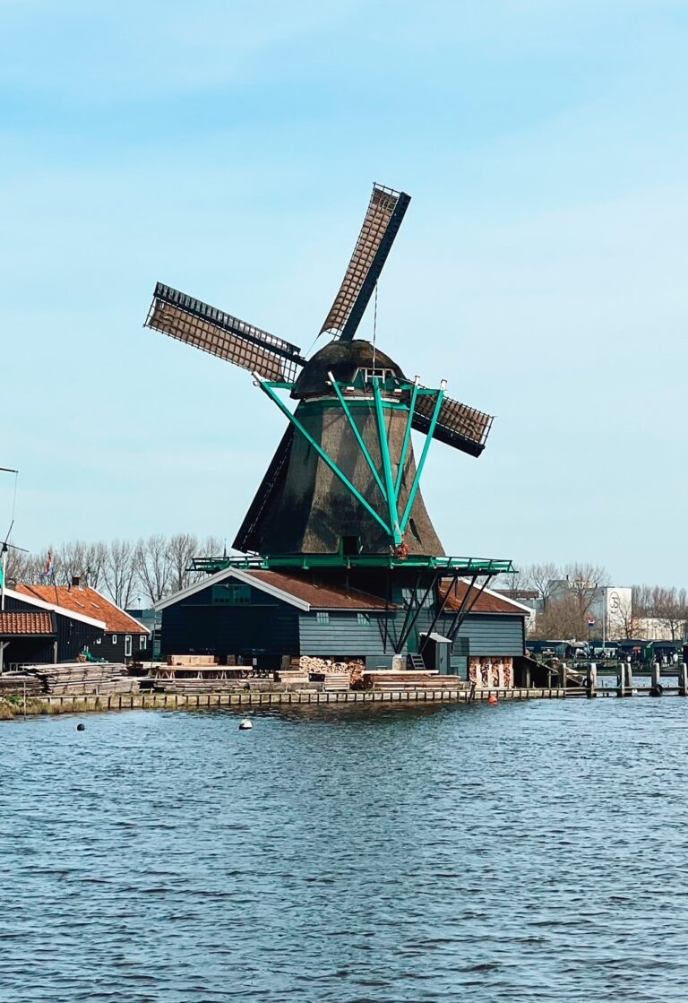 Zaandam Travel Guide – Things to do & useful information