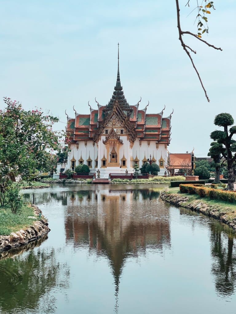 Best day trips from Bangkok – How to reach them